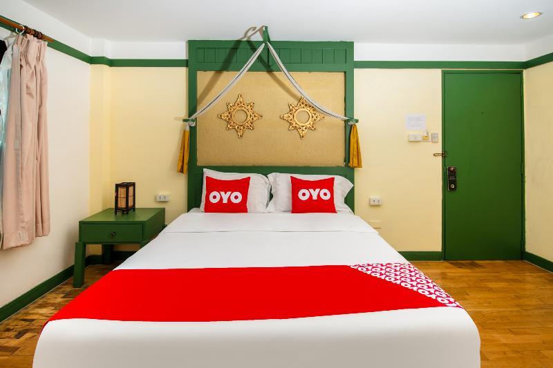 Oyo 255 The Ocean Hotel Patong Exterior foto